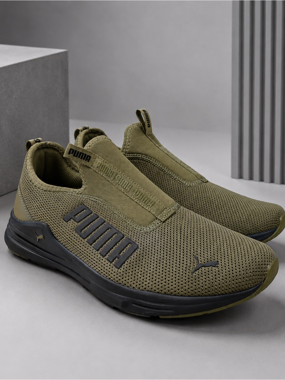 PUMA Men's Olive Green Slip-On Mesh Sneakers with Black Sole NWOT